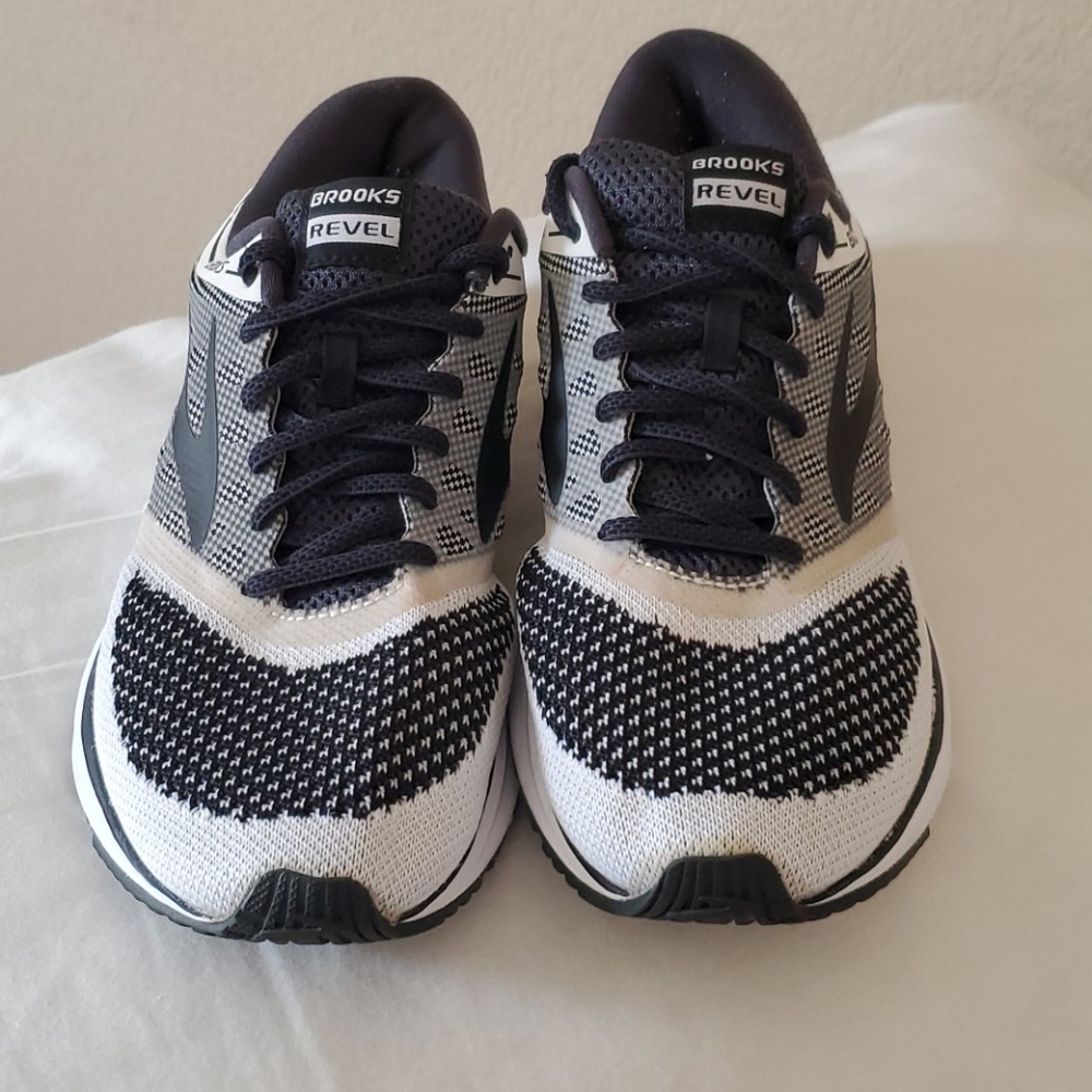 Brooks revel DNA